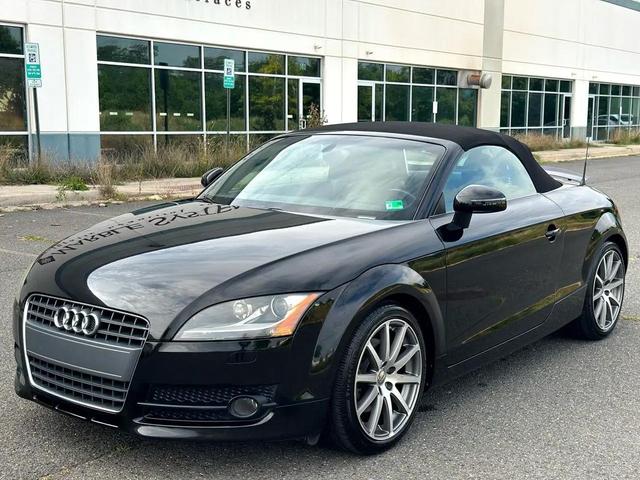 Photo of 2008 Brilliant Black/Black Roof Audi TT