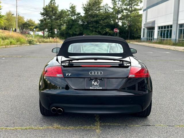 Photo of 2008 Brilliant Black/Black Roof Audi TT