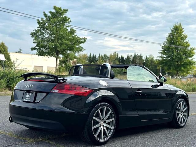 Photo of 2008 Brilliant Black/Black Roof Audi TT