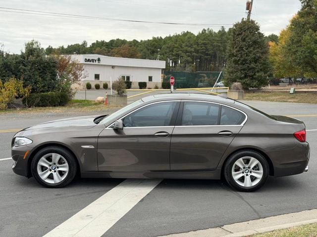 Photo of 2013 Mojave Metallic BMW 528