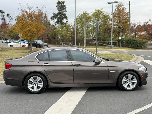 Photo of 2013 Mojave Metallic BMW 528