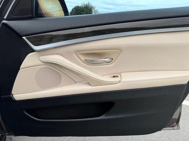 Photo of 2013 Mojave Metallic BMW 528