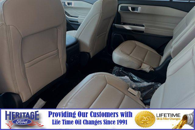 Photo of 2024 Agate Black Metallic Ford Explorer