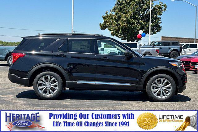 Photo of 2024 Agate Black Metallic Ford Explorer