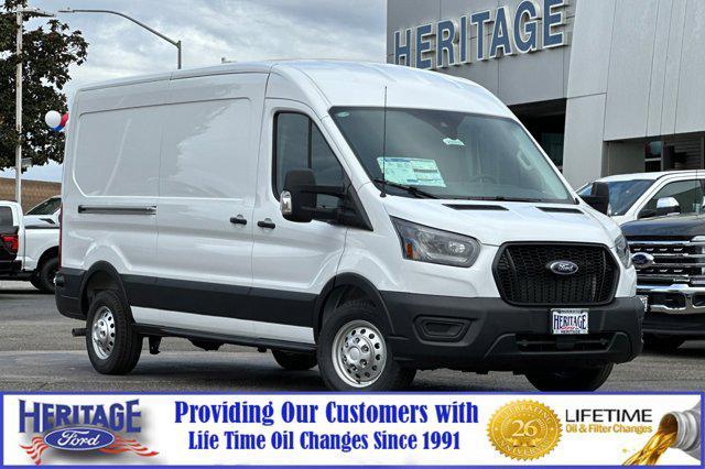 Photo of 2025 Oxford White Ford Transit-350