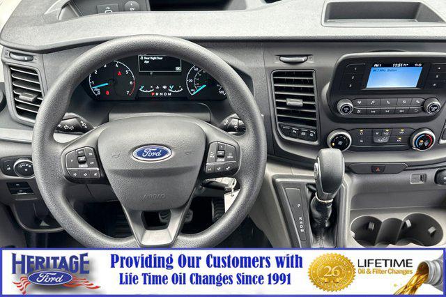 Photo of 2025 Oxford White Ford Transit-350