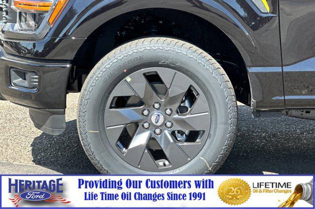 Photo of 2025 Agate Black Metallic Ford F-150