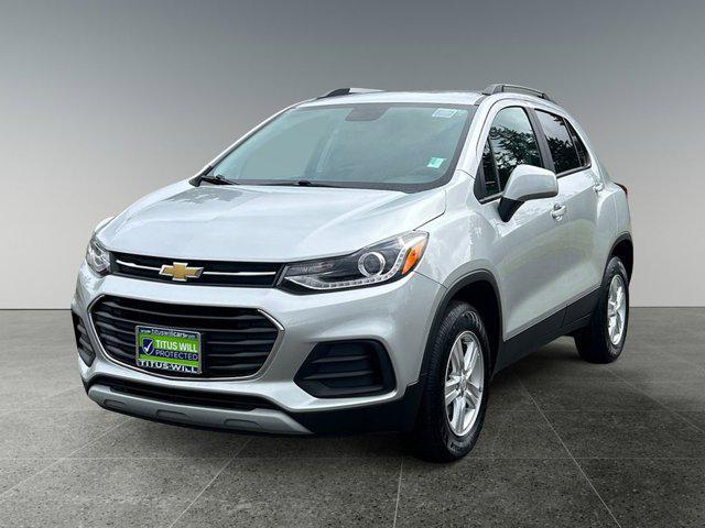 Photo of 2022 Silver Ice Metallic Chevrolet Trax