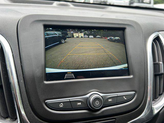 Photo of 2019 Summit White Chevrolet Equinox