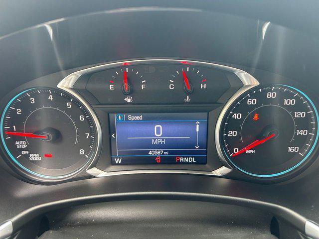 Photo of 2019 Summit White Chevrolet Equinox
