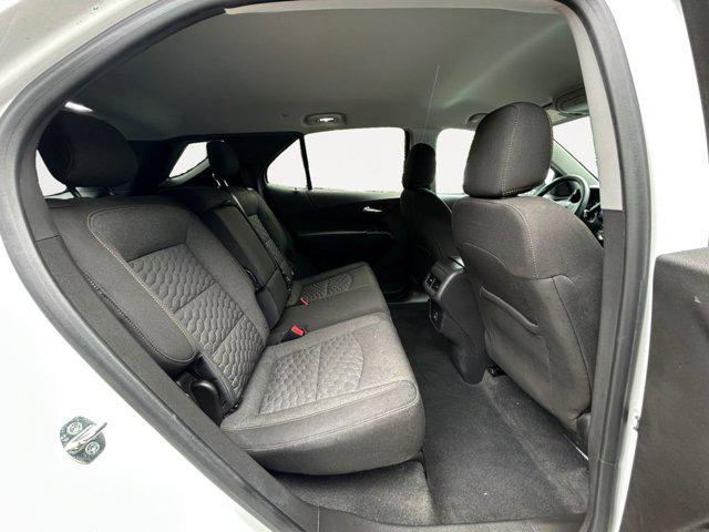 Photo of 2019 Summit White Chevrolet Equinox