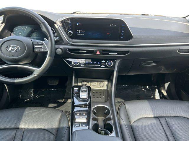 Photo of 2022 Phantom Black Hyundai SONATA