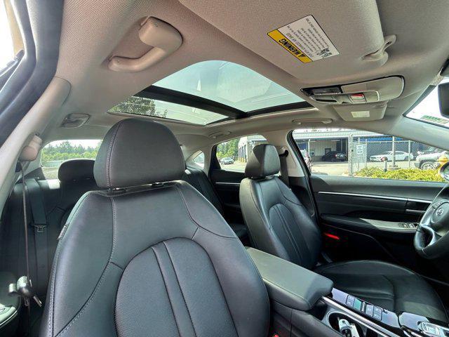 Photo of 2022 Phantom Black Hyundai SONATA