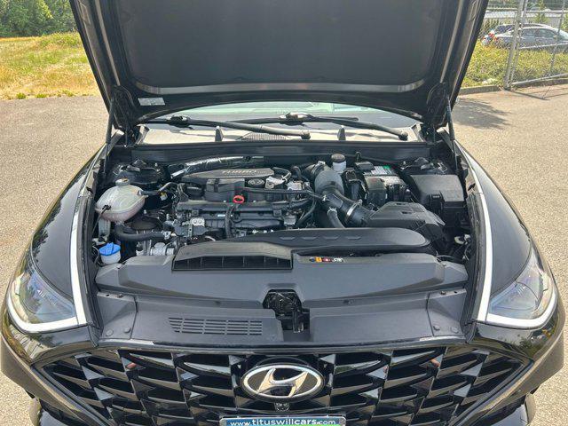 Photo of 2022 Phantom Black Hyundai SONATA