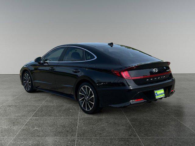 Photo of 2022 Phantom Black Hyundai SONATA
