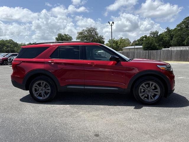 Photo of 2024 Red Metallic Ford Explorer