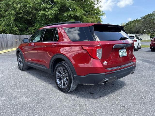 Photo of 2024 Red Metallic Ford Explorer