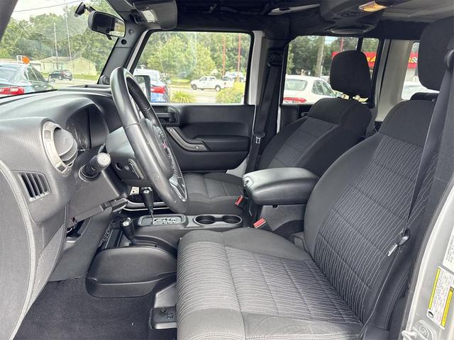 Photo of 2012 Bright Silver Metallic Clearcoat Jeep Wrangler Unlimited