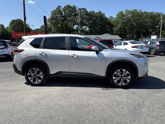 Photo of 2023 Brilliant Silver Metallic Nissan Rogue