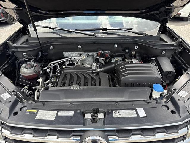 Photo of 2019 Deep Black Pearl Volkswagen Atlas
