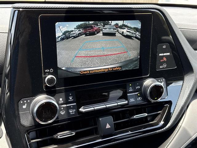 Photo of 2024 Magnetic Gray Metallic Toyota Highlander