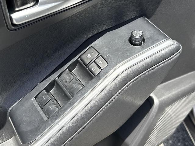 Photo of 2024 Magnetic Gray Metallic Toyota Highlander