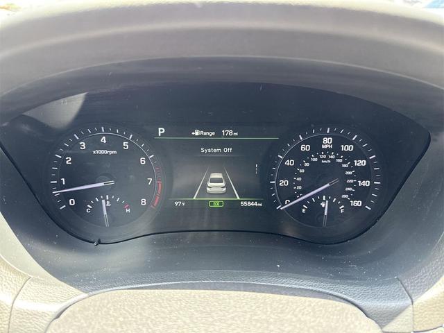 Photo of 2019 Havana Red Genesis G80