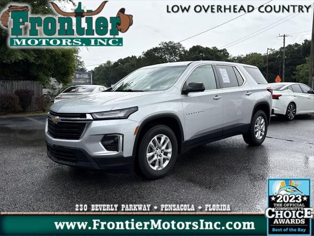 Photo of 2022 Silver Ice Metallic Chevrolet Traverse