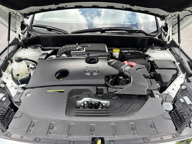 Photo of 2022 Majestic White INFINITI QX50
