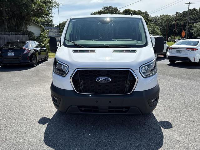 Photo of 2023 Oxford White Ford Transit-250