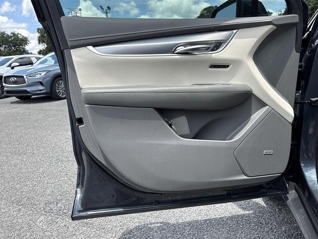 Photo of 2021 Shadow Metallic Cadillac XT5