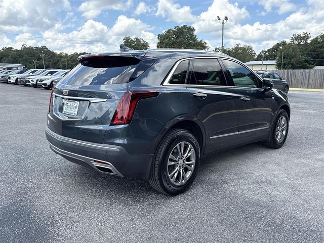 Photo of 2021 Shadow Metallic Cadillac XT5