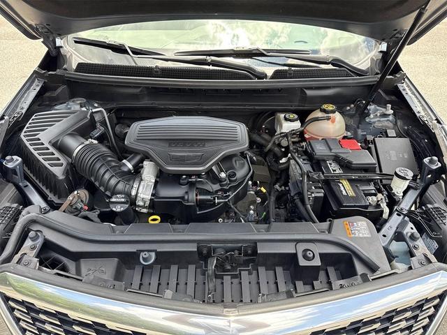 Photo of 2021 Shadow Metallic Cadillac XT5