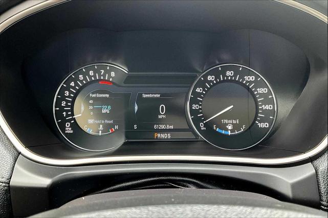 Photo of 2018 MAGNETIC GRAY METALLIC Lincoln MKX
