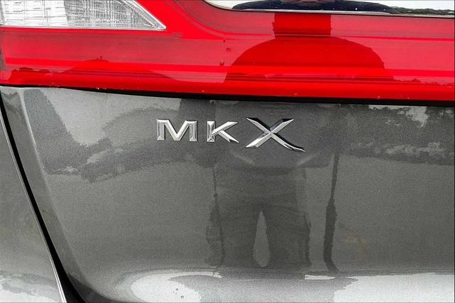 Photo of 2018 MAGNETIC GRAY METALLIC Lincoln MKX