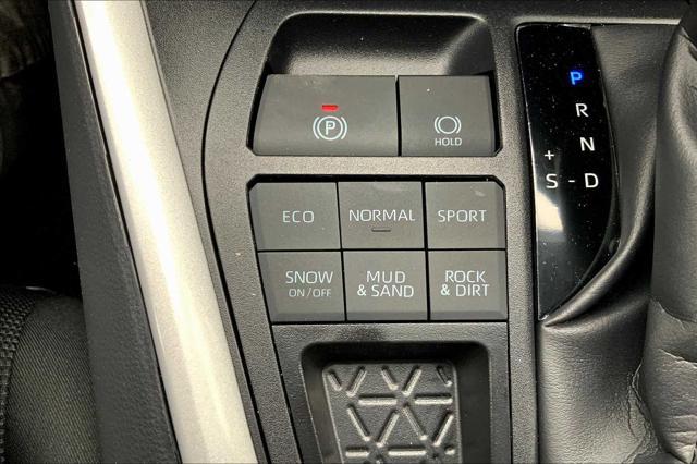 Photo of 2025 Ice Cap Toyota RAV4