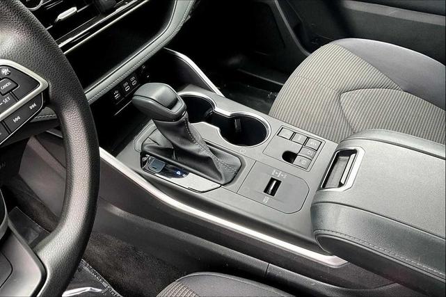 Photo of 2023 Magnetic Gray Metallic Toyota Highlander