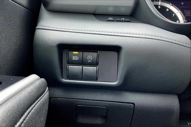 Photo of 2023 Magnetic Gray Metallic Toyota Highlander