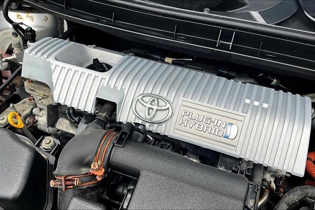 Photo of 2012 Classic Silver Metallic Toyota Prius Plug-in
