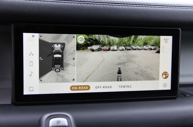 Photo of 2024 Fuji White Land Rover Defender