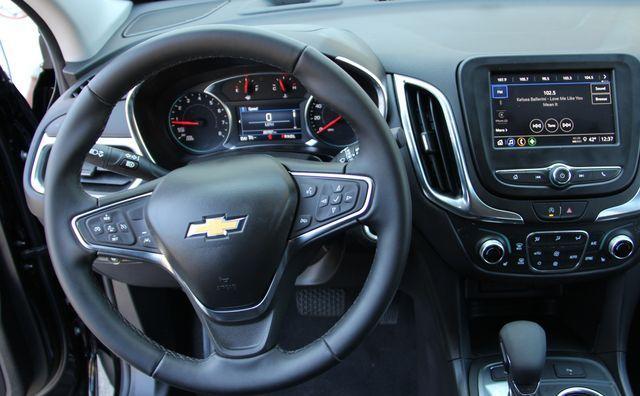 Photo of 2024 Mosaic Black Metallic Chevrolet Equinox
