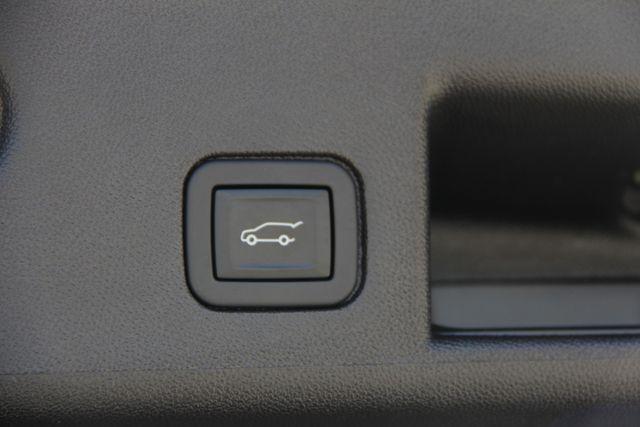Photo of 2024 Mosaic Black Metallic Chevrolet Equinox