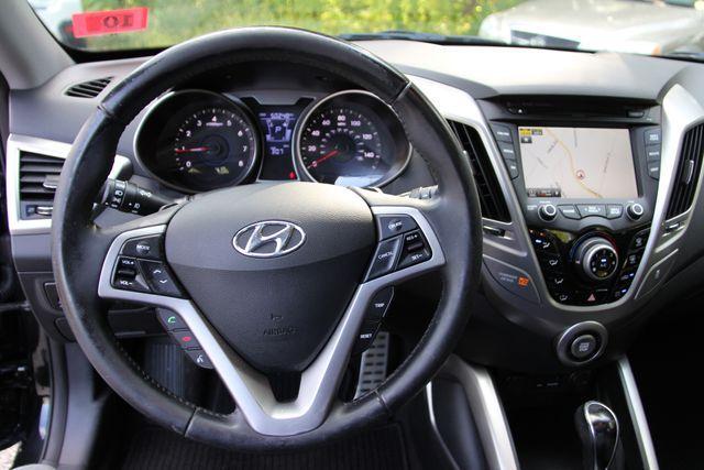 Photo of 2013 Ultra Black Pearl Hyundai Veloster