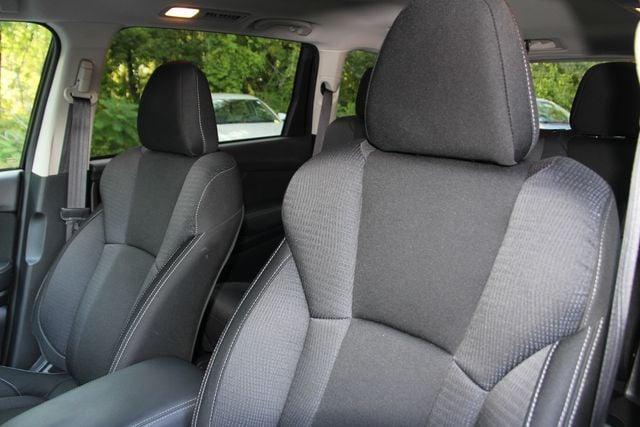 Photo of 2022 Abyss Blue Pearl Subaru Ascent