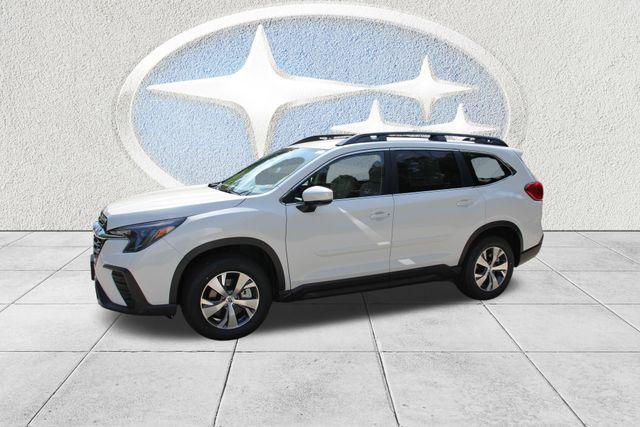 Photo of 2025 Crystal White Pearl Subaru Ascent