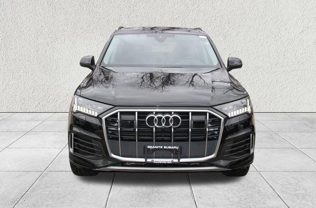 Photo of 2024 Mythos Black Metallic Audi Q7