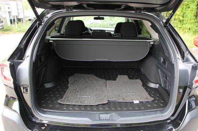 Photo of 2024 Crystal Black Silica Subaru Outback