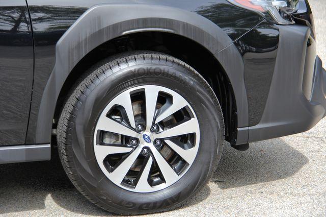 Photo of 2024 Crystal Black Silica Subaru Outback