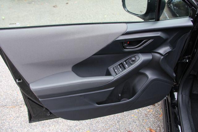 Photo of 2024 Crystal Black Silica Subaru Crosstrek