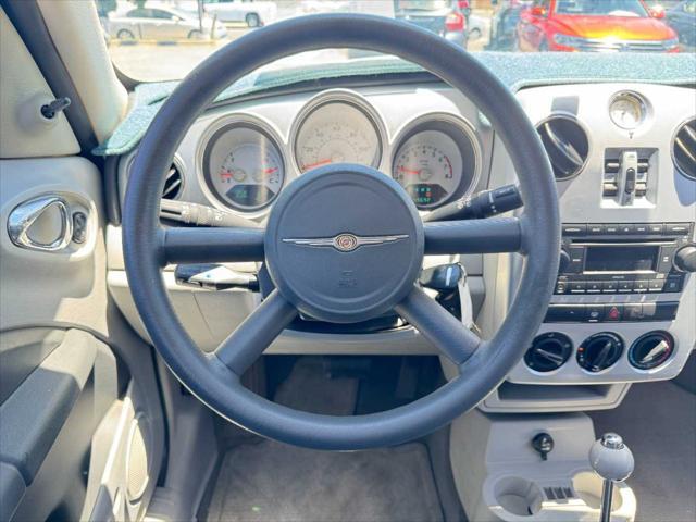 Photo of 2009 Brilliant Black Pearl Chrysler PT Cruiser
